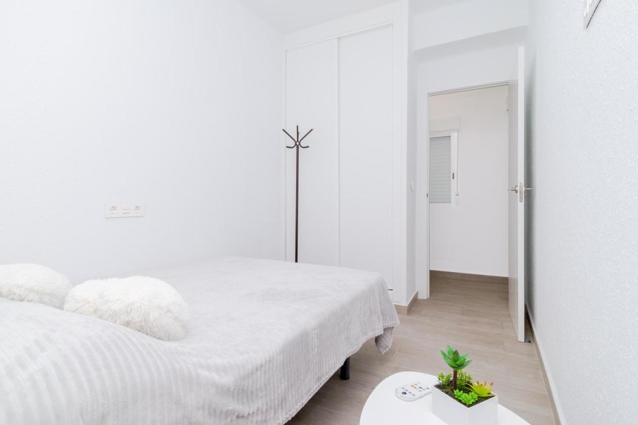 Bergantin Del Mar Apartment Torrevieja Exterior photo